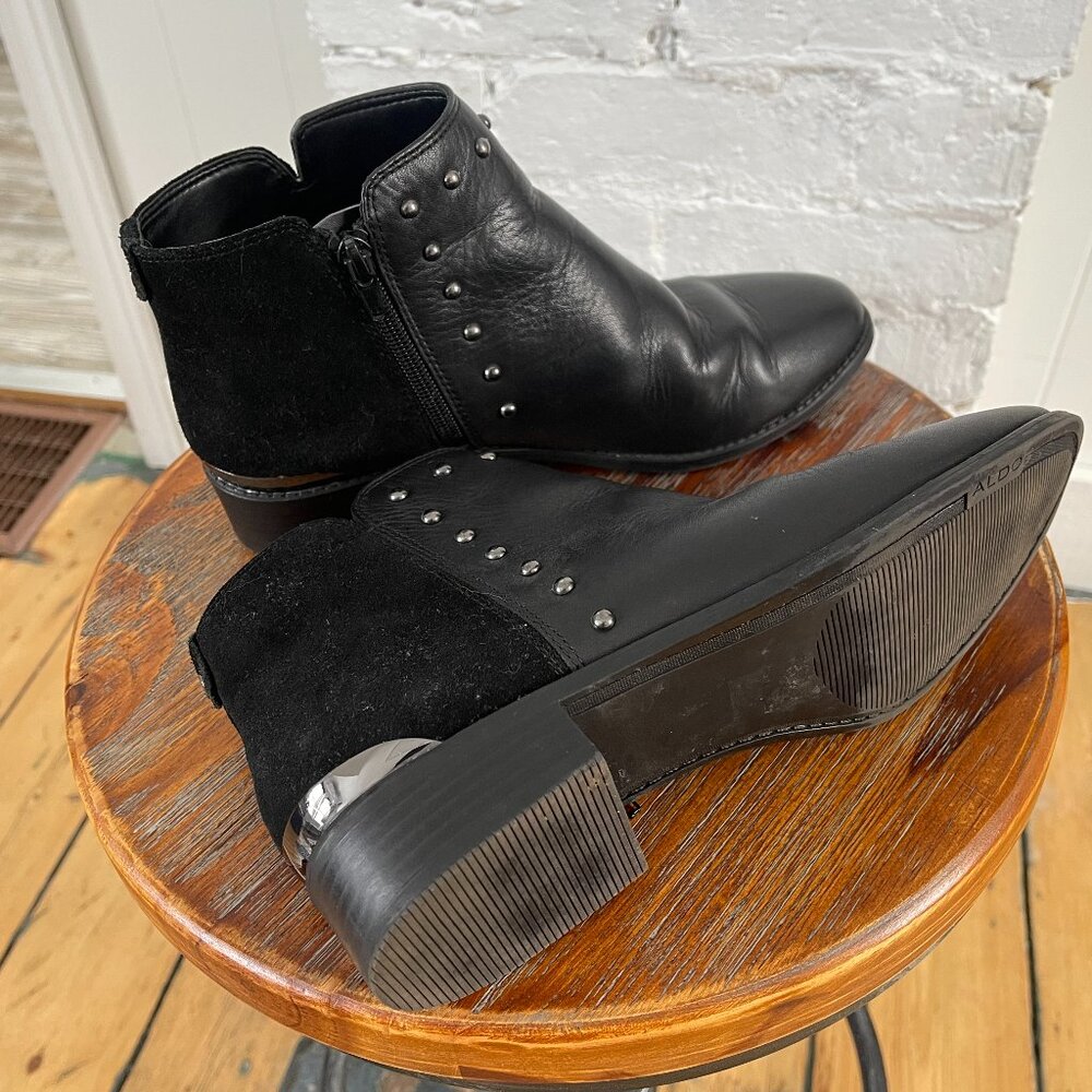 Women's Black Bootie (8)